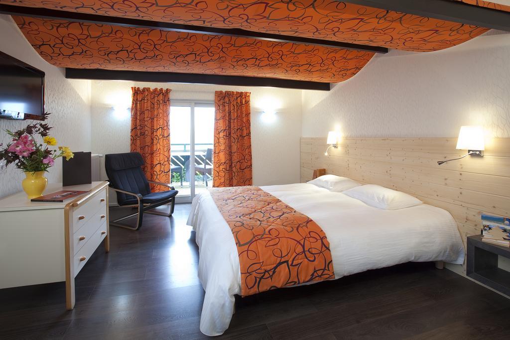 Logis Hotel Clair Matin 르샹봉쉬르리뇽 외부 사진