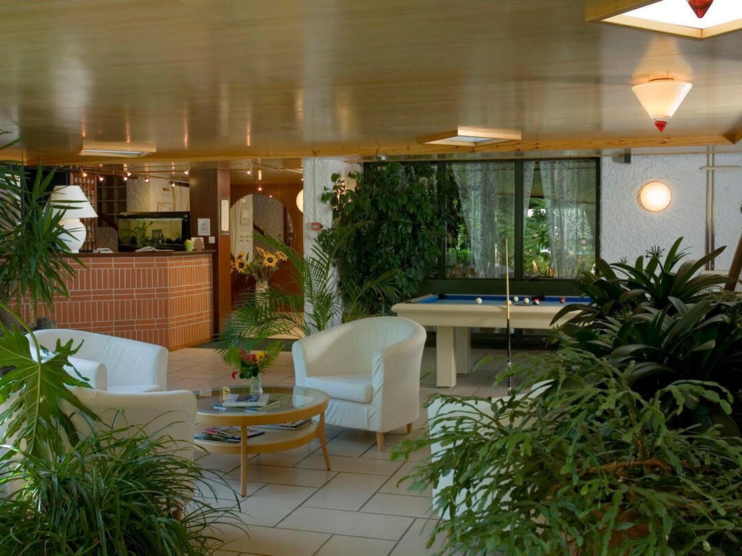 Logis Hotel Clair Matin 르샹봉쉬르리뇽 외부 사진